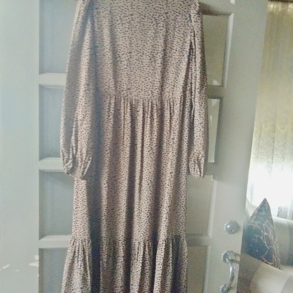 Midi length dress - Picture 4 of 7